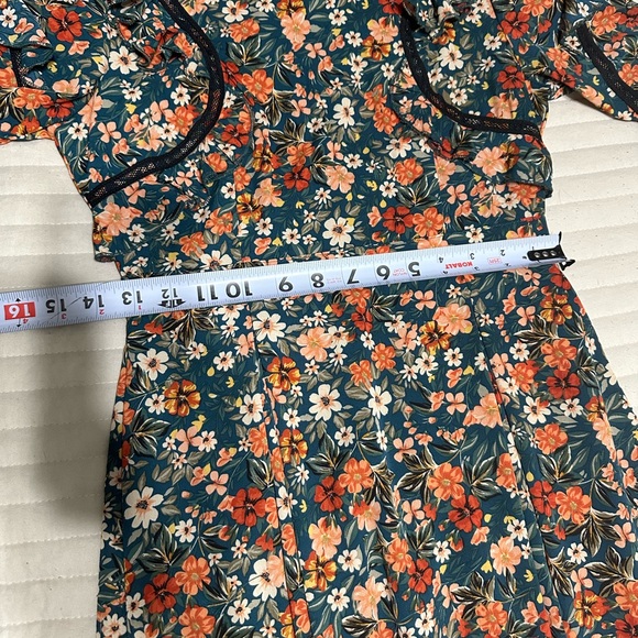 Ivy City Co Naomi Dress - Picture 11 of 11